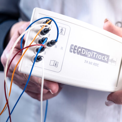 ELMIKO-EEG-DigiTrack-hospital